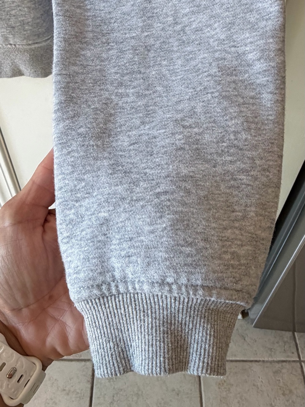 White Fox Feel the Love Hoodie- S/M - Picture 6 of 11